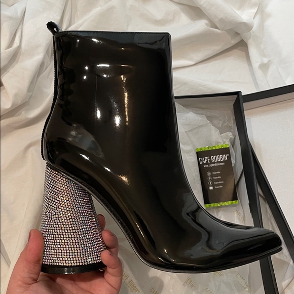 •CAPE ROBBIN• “Biba” Black Patent Rhinestone High Block Ankle Boots // NIB - Picture 8 of 16